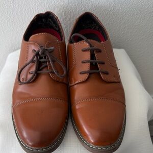 Men's Tan Leather Lace-Up Derby Shoes